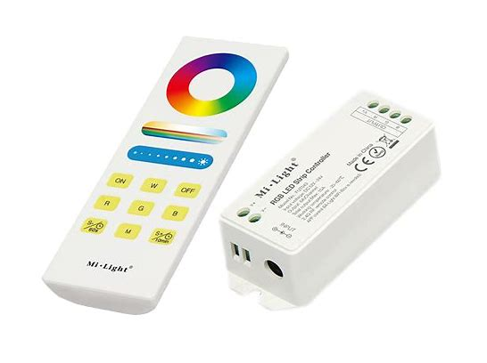 KIT CENTRALITA 3en1 RGB/W/WW MI·LIGHT 12-24VDC 15A CON MANDO 1Z TACTIL RF 2.4GHz